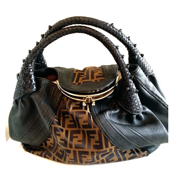 gucci guilty black womens gift set